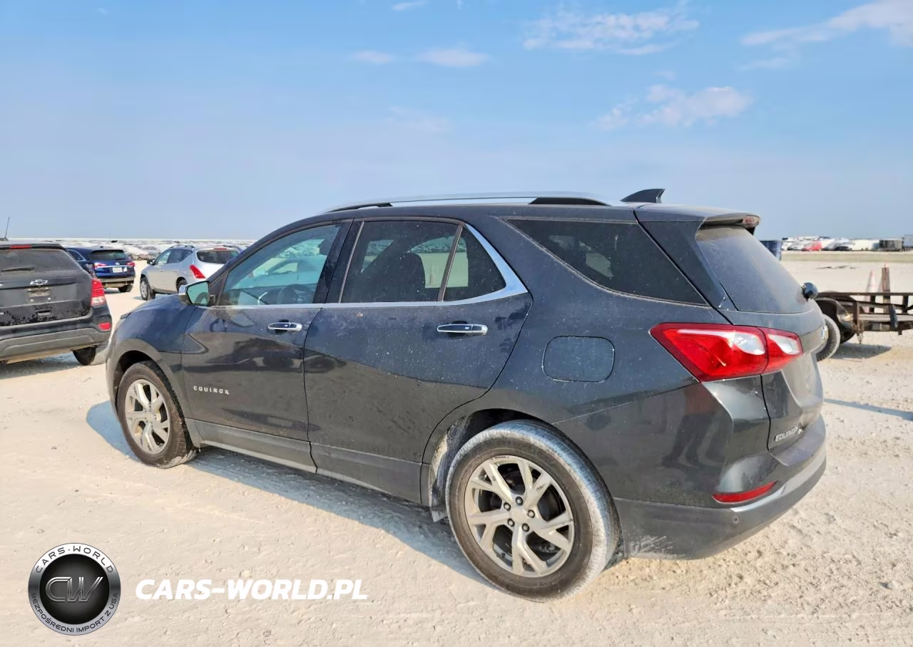 2018 Chevrolet Equinox Premier VIN:3GNAXMEV1JS588813 - 2
