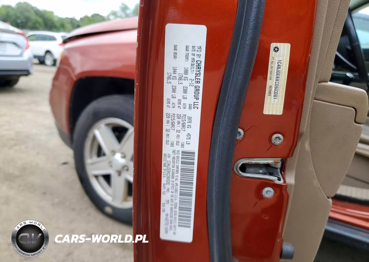 2012 Jeep Compass Latitude VIN:1C4NJDEBXCD603281 - 13