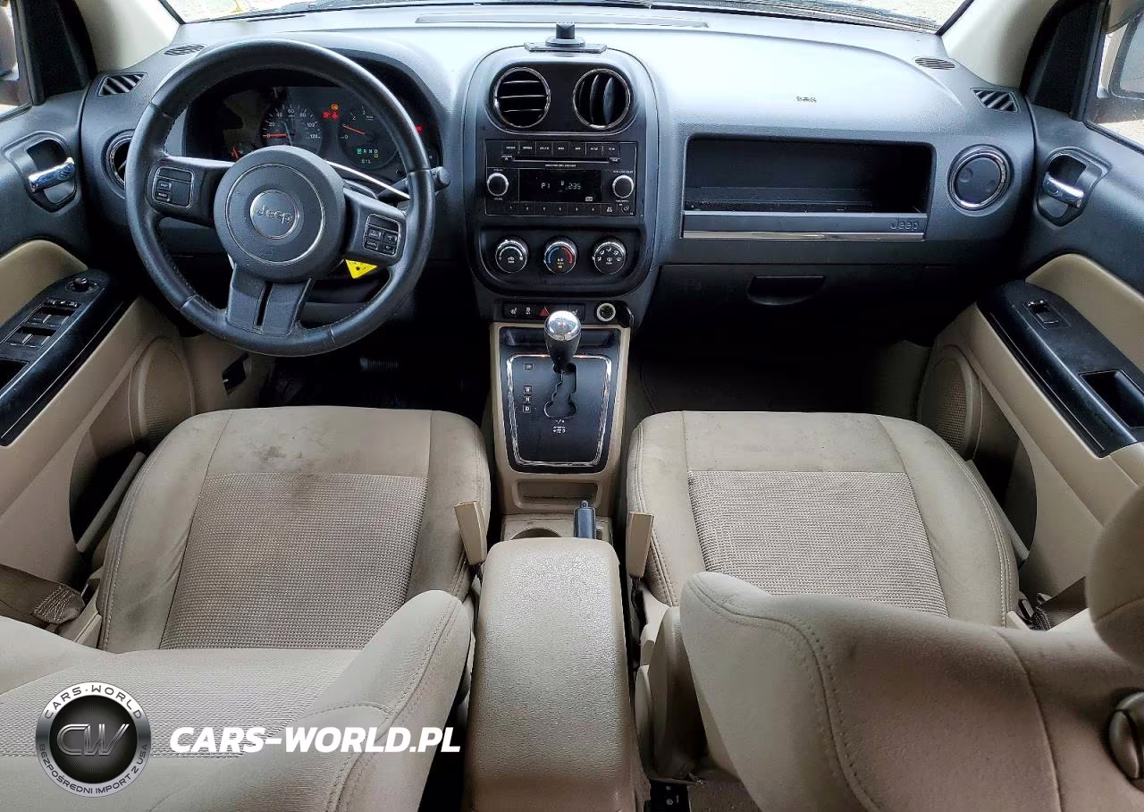 2012 Jeep Compass Latitude VIN:1C4NJDEBXCD603281 - 8