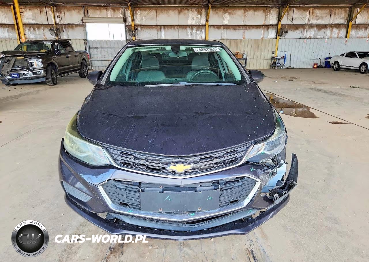 2017 Chevrolet Cruze Lt VIN:1G1BE5SM6H7260017 - 5