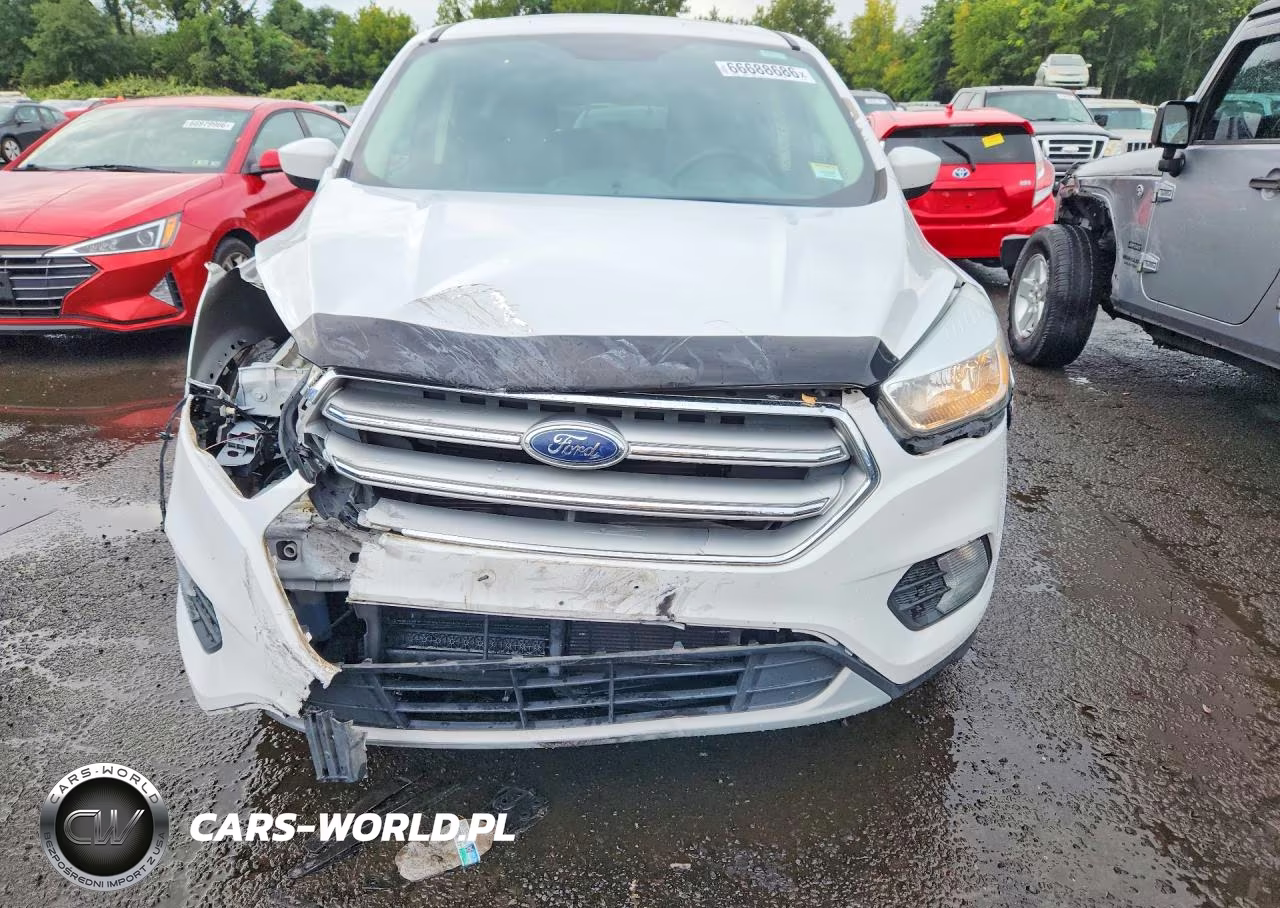 2017 Ford Escape Se VIN:1FMCU9GD1HUB19044 - 5