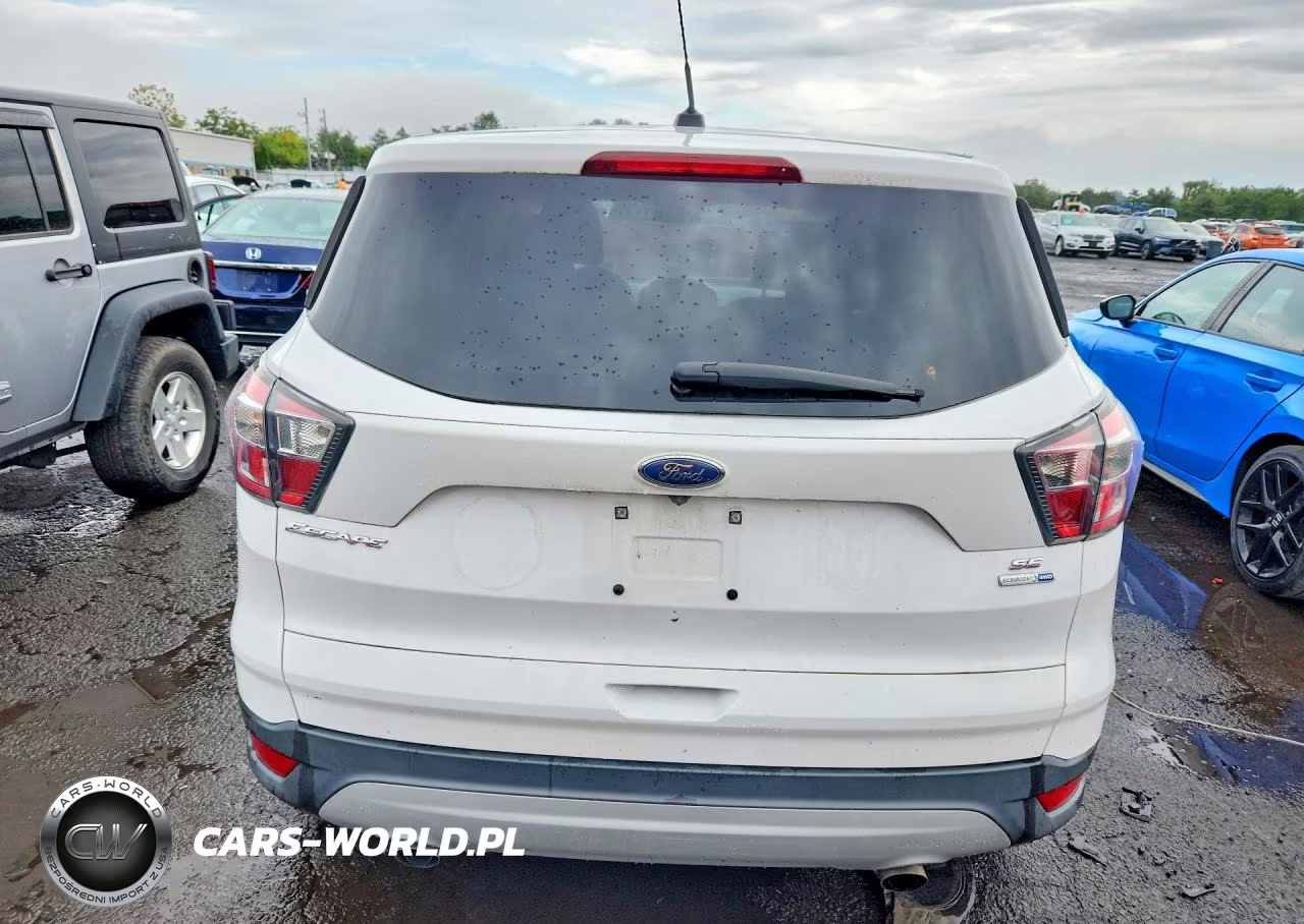 2017 Ford Escape Se VIN:1FMCU9GD1HUB19044 - 6