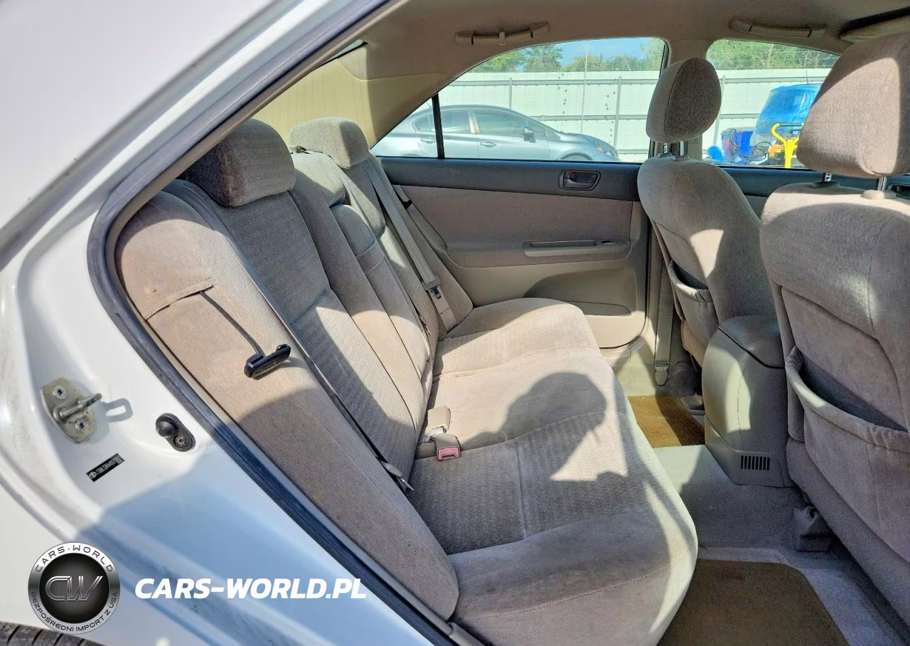 2004 Toyota Camry VIN:JTDBE32K640272827 - 10