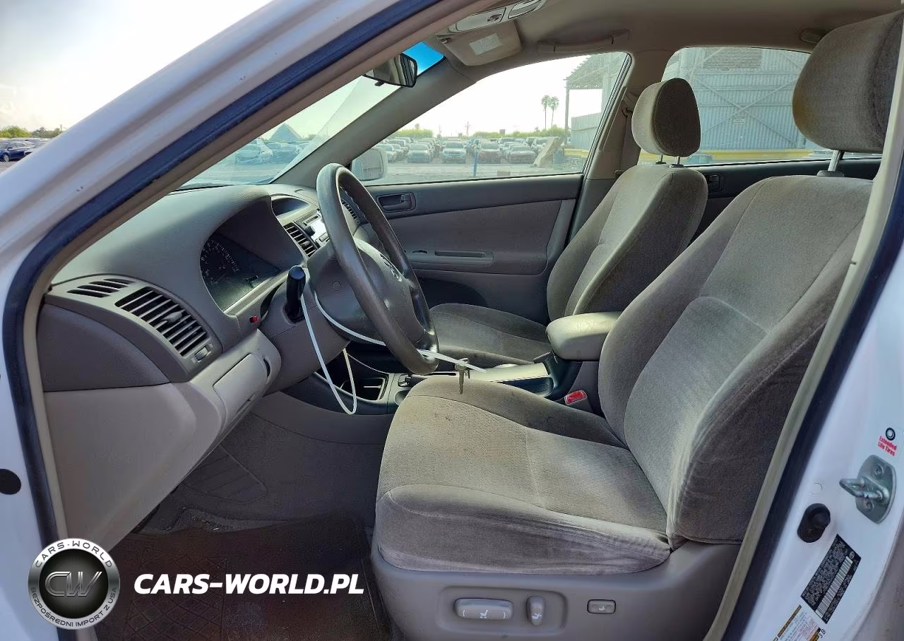 2004 Toyota Camry VIN:JTDBE32K640272827 - 7