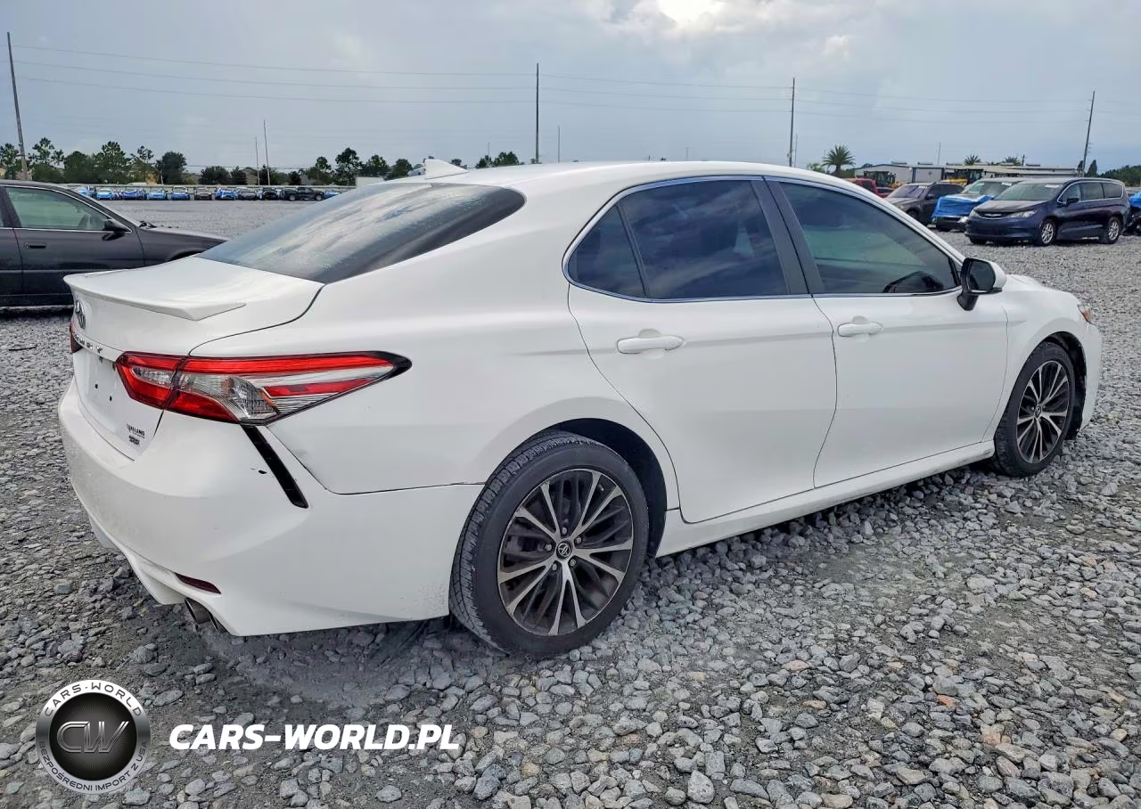 2019 Toyota Camry Se VIN:4T1B11HK4KU785986 - 3