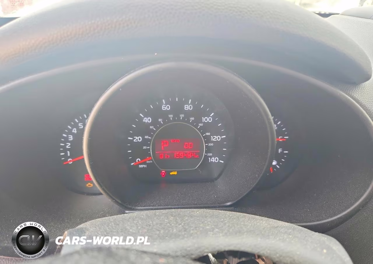 2014 Kia Soul + VIN:KNDJP3A52E7726761 - 9