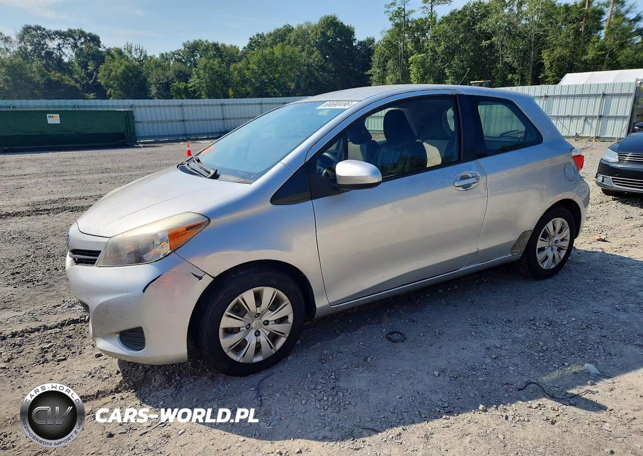 2013 Toyota Yaris 3-Door L