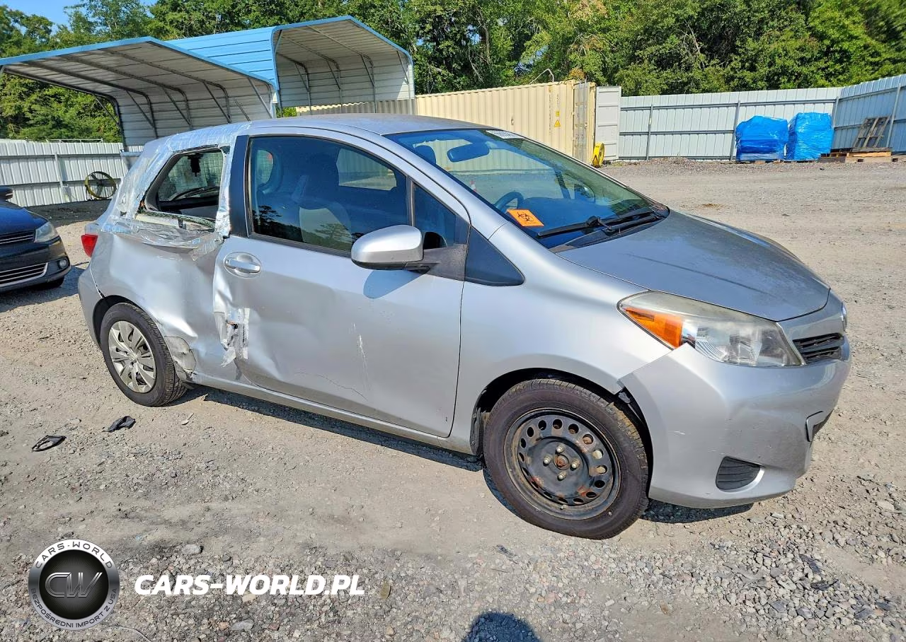 2013 Toyota Yaris 3-Door L VIN:JTDJTUD37DD555016 - 4