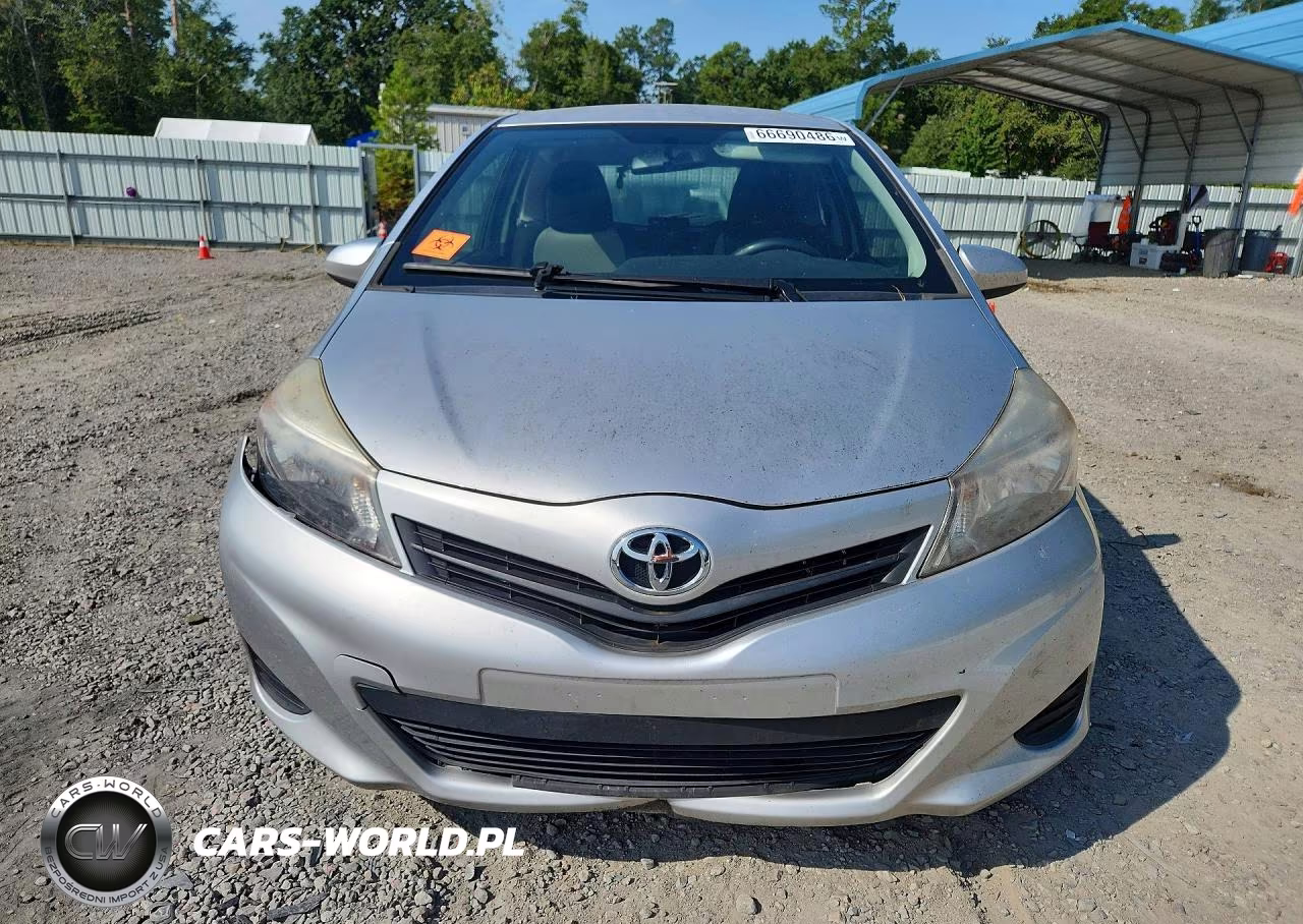 2013 Toyota Yaris 3-Door L VIN:JTDJTUD37DD555016 - 5