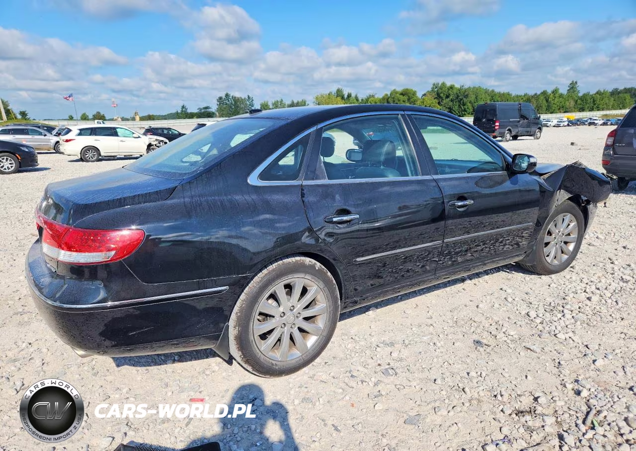 2010 Hyundai Azera Limited VIN:KMHFC4DF8AA451031 - 3