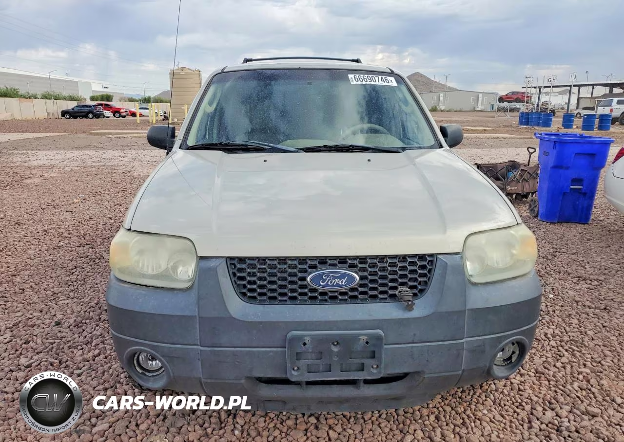 2005 Ford Escape Xlt VIN:1FMCU03195KE49111 - 5
