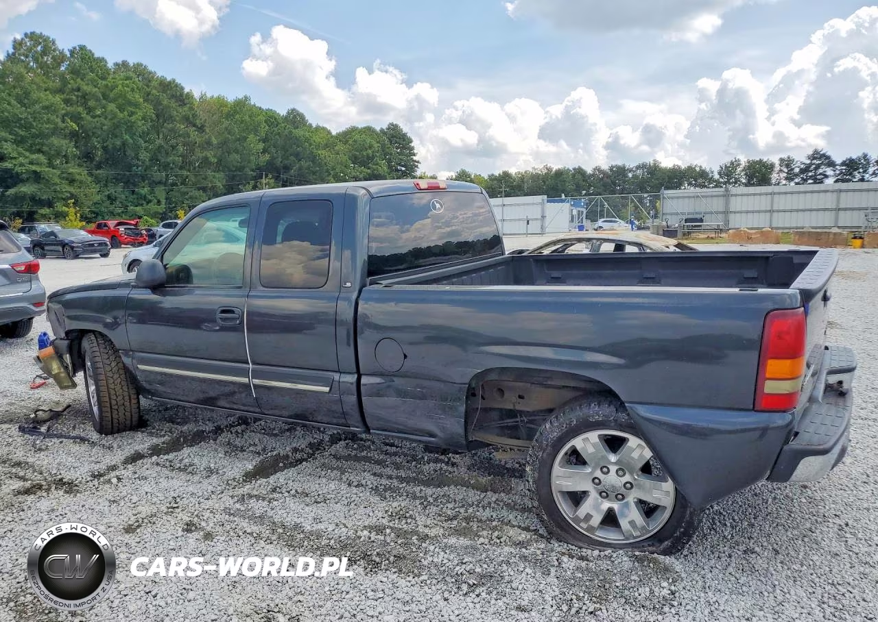 2003 Chevrolet Silverado C1500 VIN:2GCEC19VX31272968 - 2
