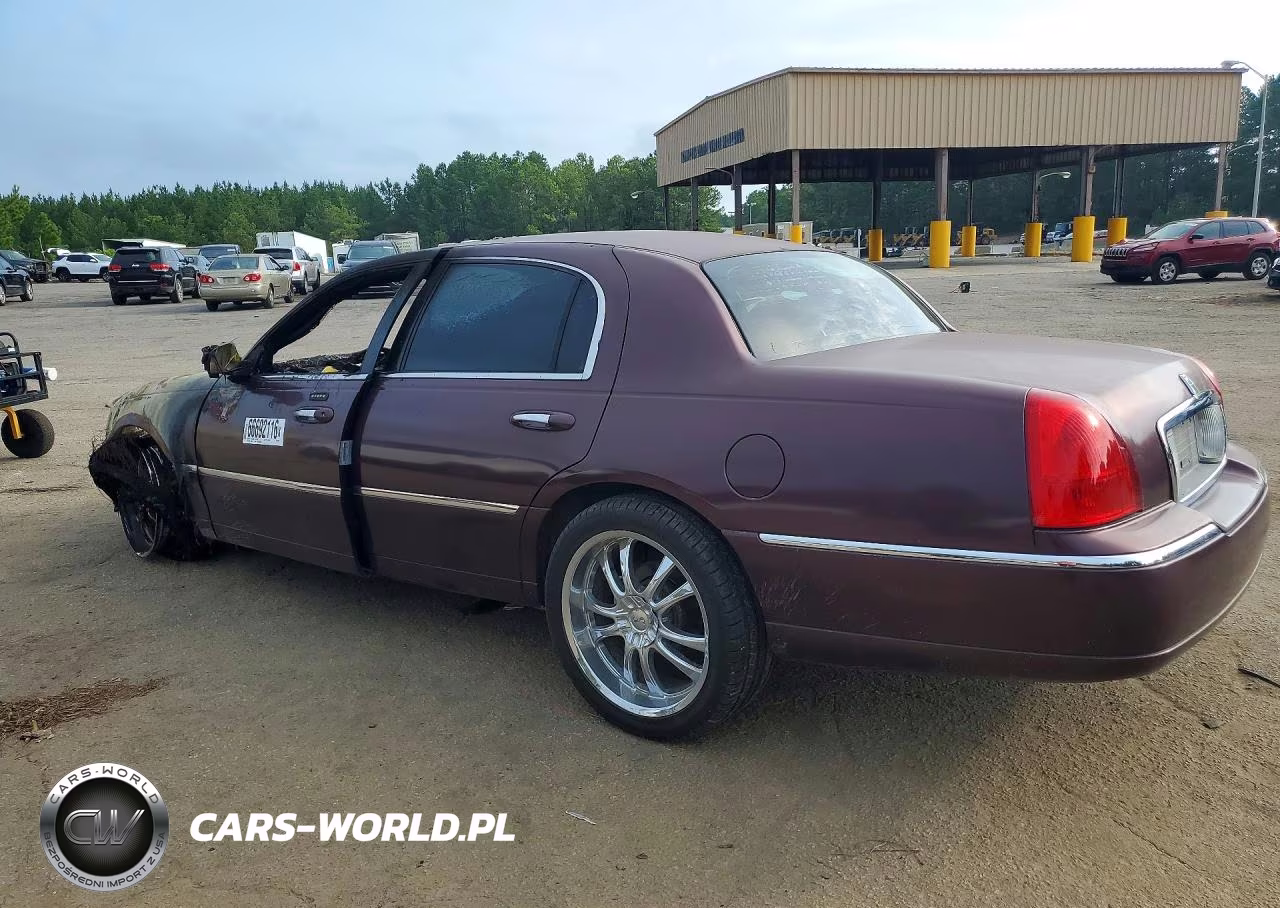 2006 Lincoln Town Car Signature VIN:1LNHM81W66Y608698 - 2