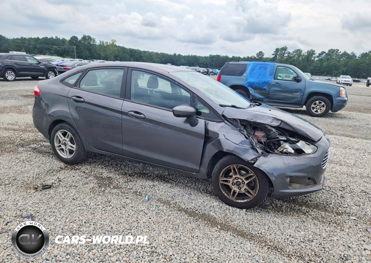 2017 Ford Fiesta Se VIN:3FADP4BJ7HM100928 - 4