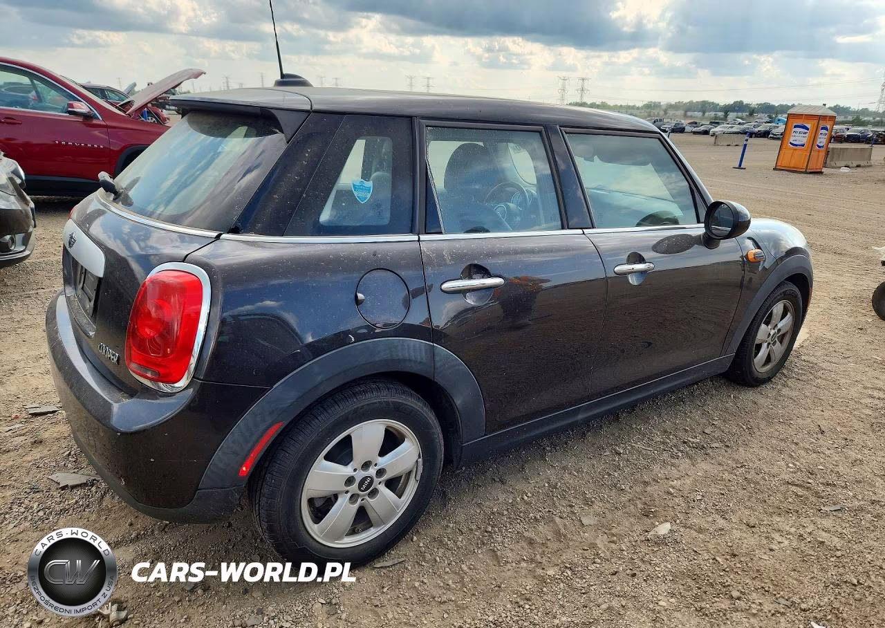 2015 Mini Cooper VIN:WMWXS5C57FT833554 - 3