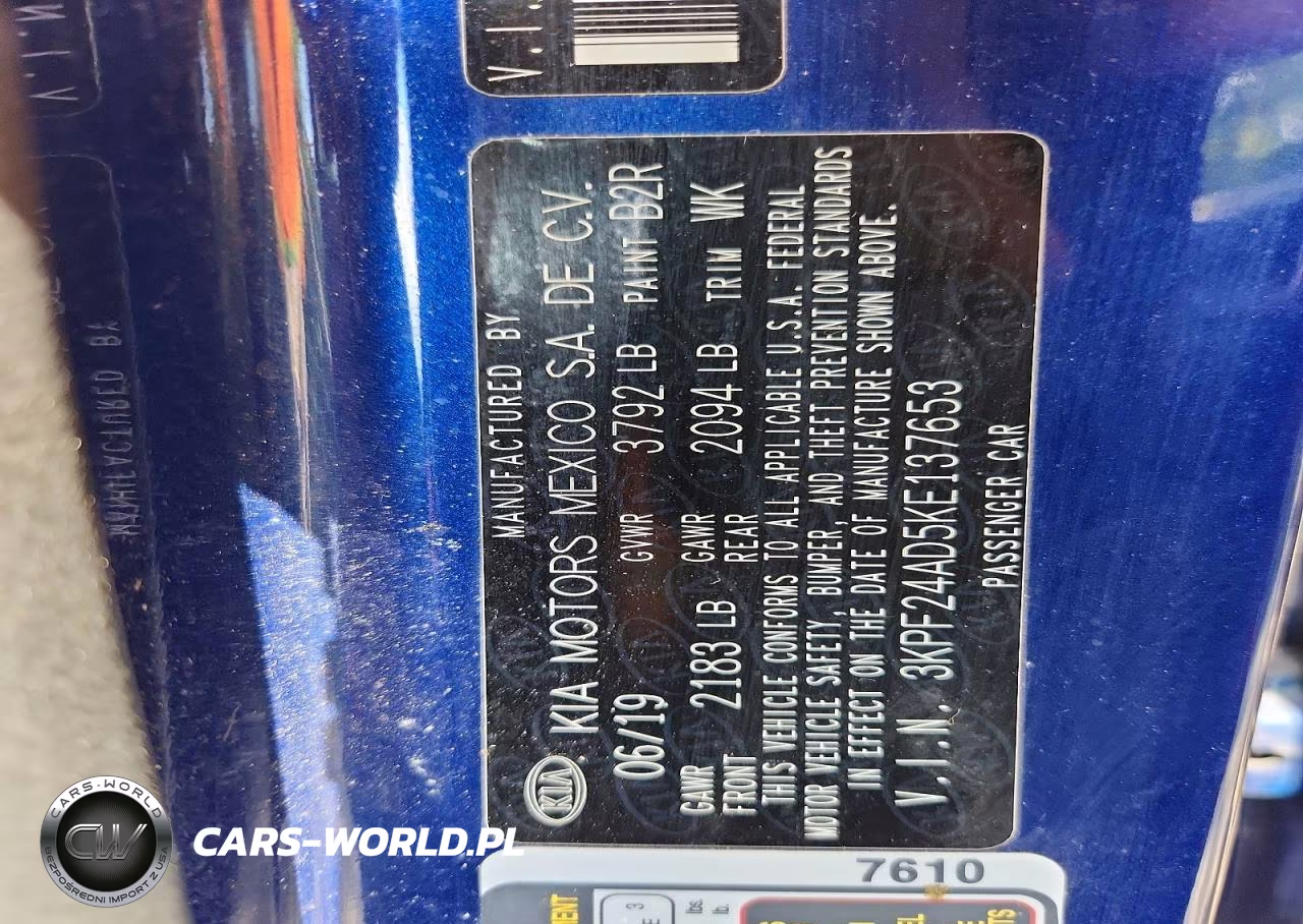2019 Kia Forte Lxs VIN:3KPF24AD5KE137653 - 12