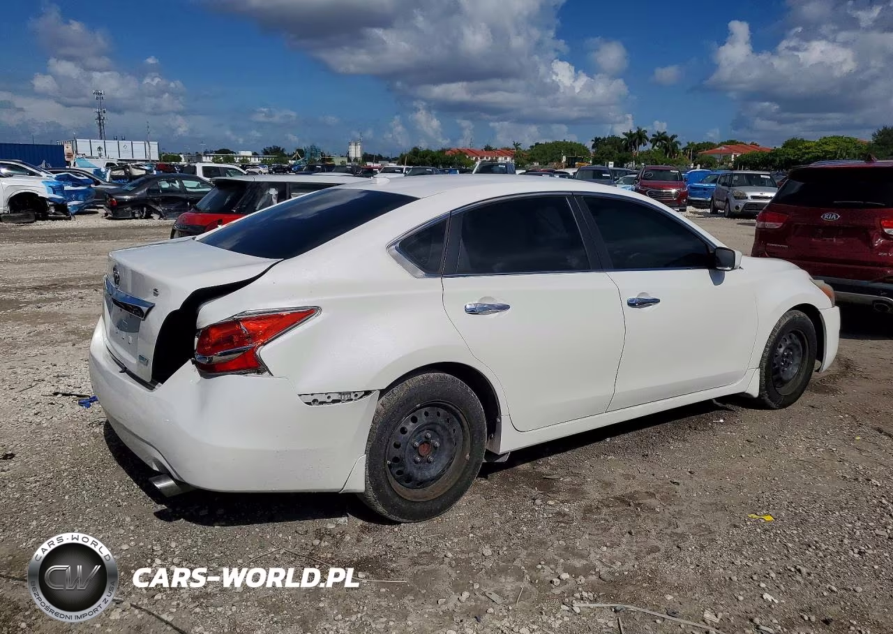 2014 Nissan Altima 2.5 S VIN:1N4AL3AP9EC296799 - 3