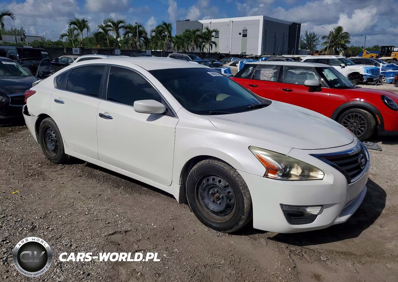 2014 Nissan Altima 2.5 S VIN:1N4AL3AP9EC296799 - 4