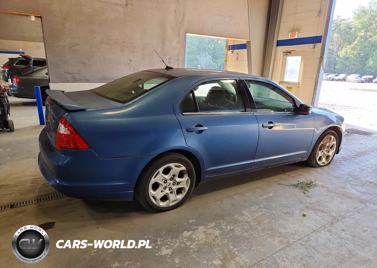 2010 Ford Fusion Se VIN:3FAHP0HA4AR414840 - 3