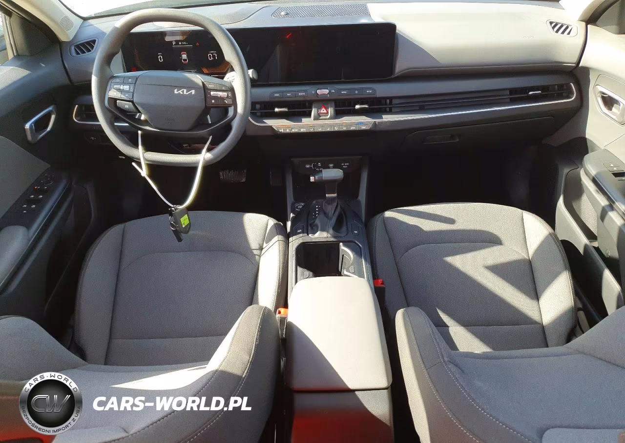 2026 Kia K4 Lxs VIN:3KPFT4DE6TE332907 - 8