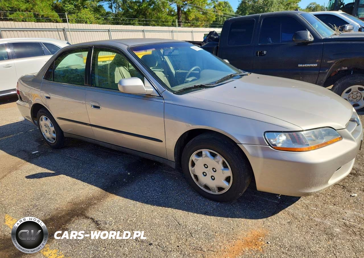 1999 Honda Accord Lx VIN:1HGCG5647XA084517 - 4