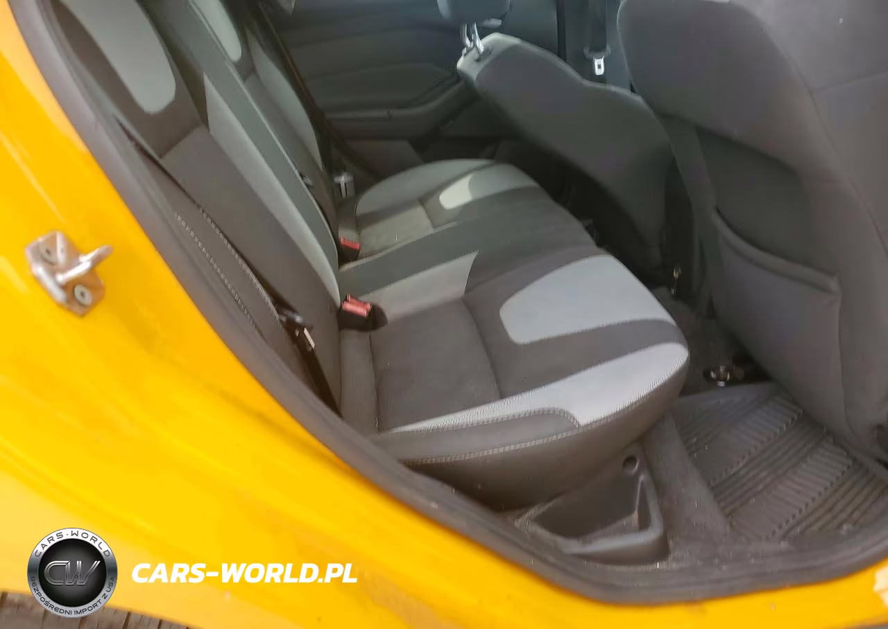 2012 Ford Focus Se VIN:1FAHP3K27CL183100 - 10