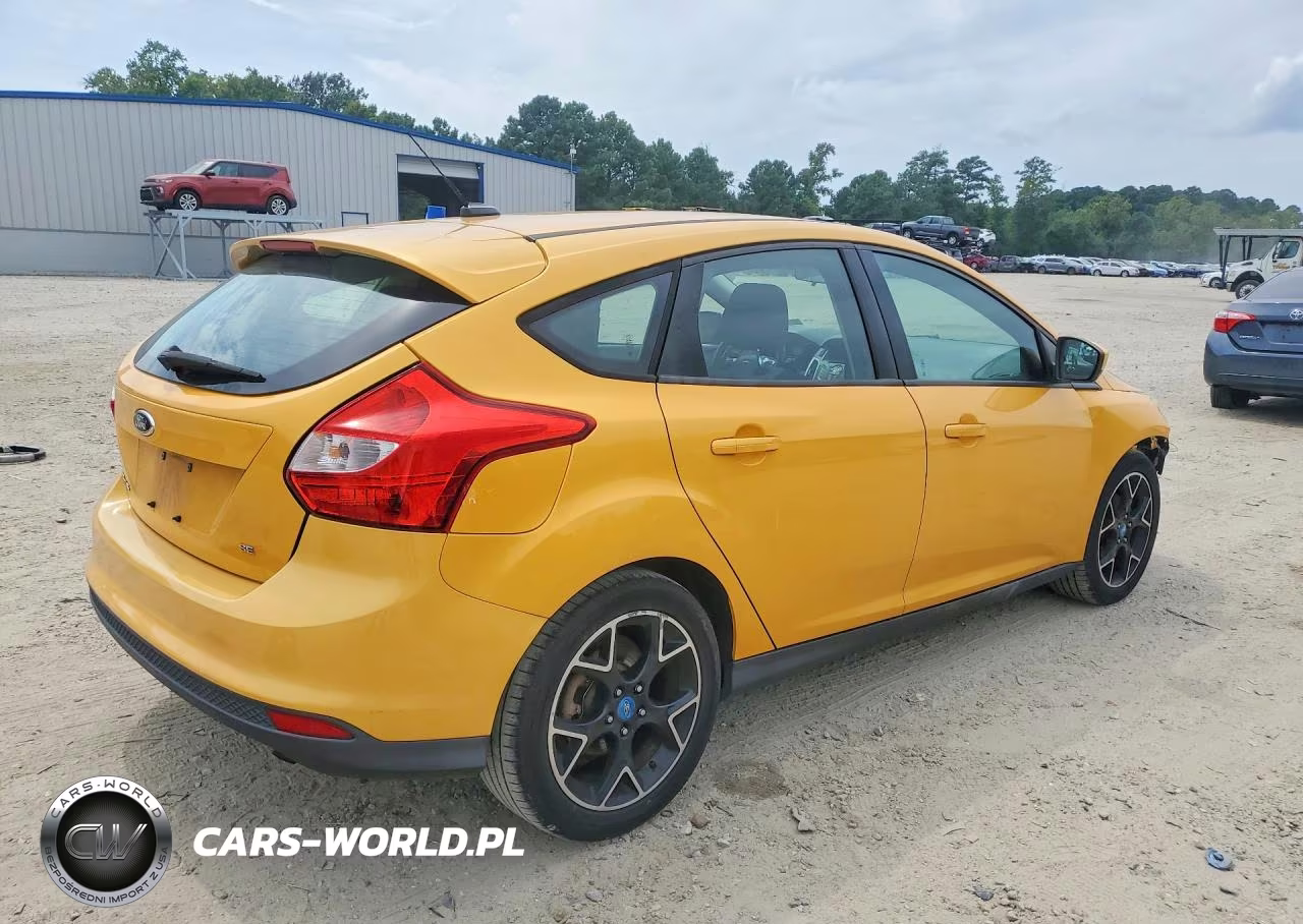2012 Ford Focus Se VIN:1FAHP3K27CL183100 - 3