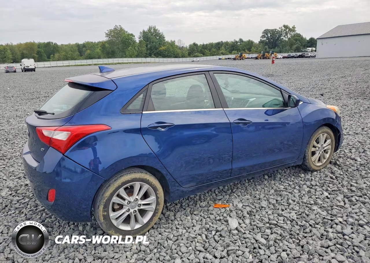 2013 Hyundai Elantra Gt Base VIN:KMHD35LE3DU085603 - 3