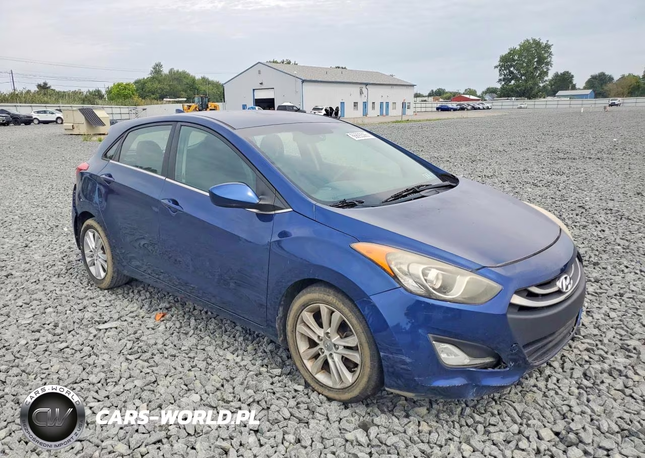 2013 Hyundai Elantra Gt Base VIN:KMHD35LE3DU085603 - 4