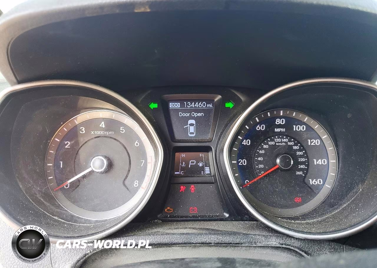 2013 Hyundai Elantra Gt Base VIN:KMHD35LE3DU085603 - 9