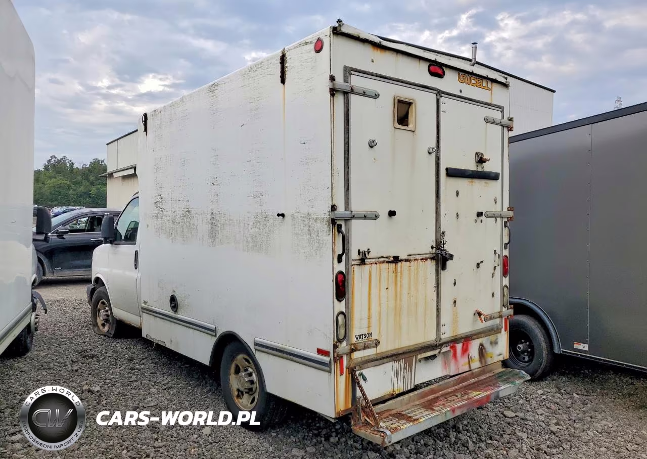 2010 Chevrolet Express G3500 VIN:1GB3G2BG3A1121734 - 2