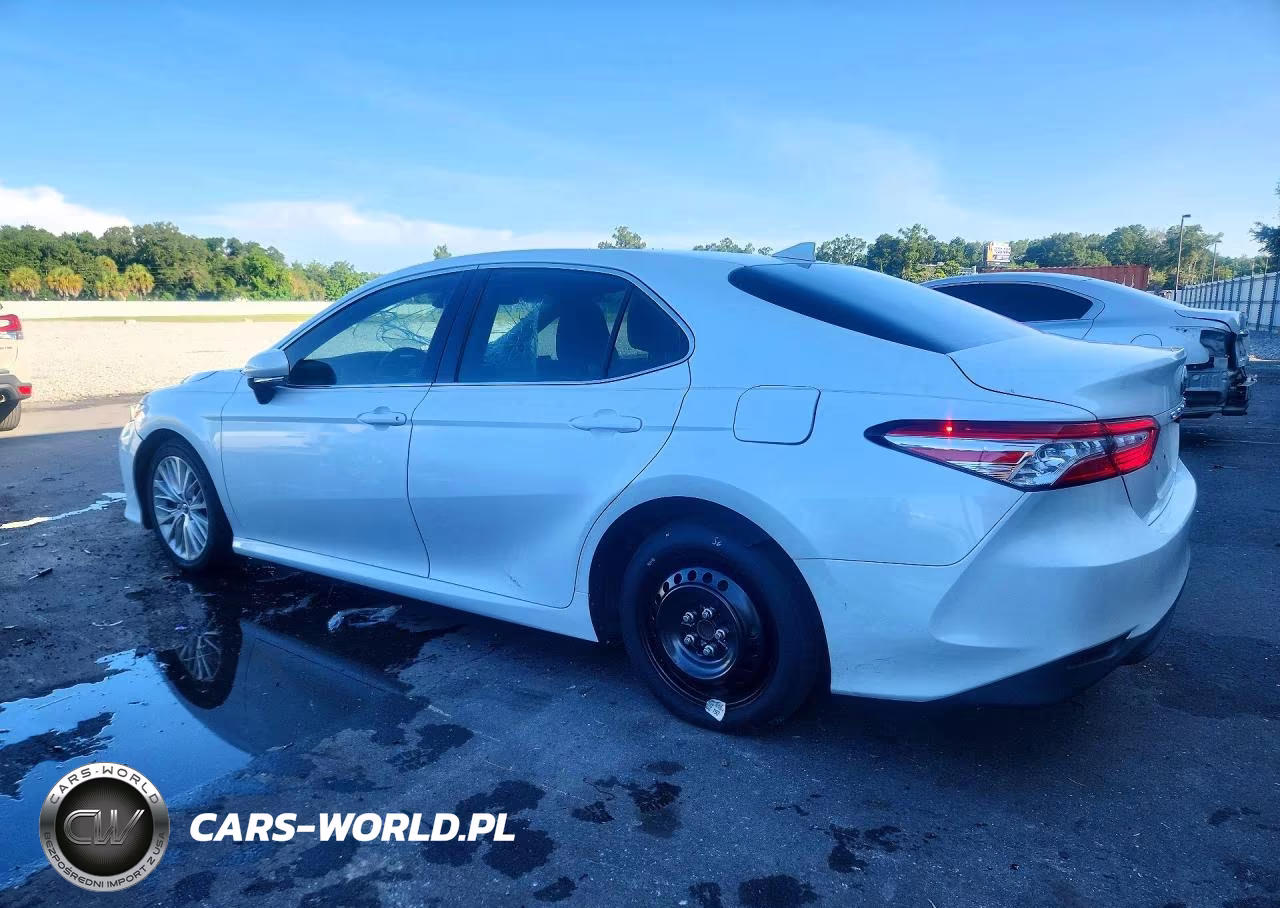 2020 Toyota Camry Xle VIN:4T1F11AK9LU936124 - 2