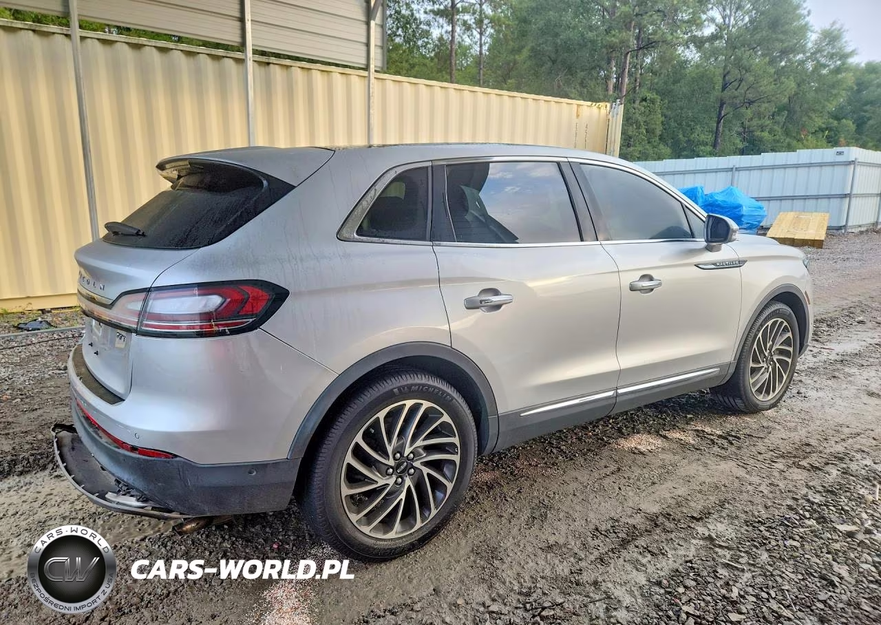 2019 Lincoln Nautilus Reserve VIN:2LMPJ6LP8KBL21423 - 3
