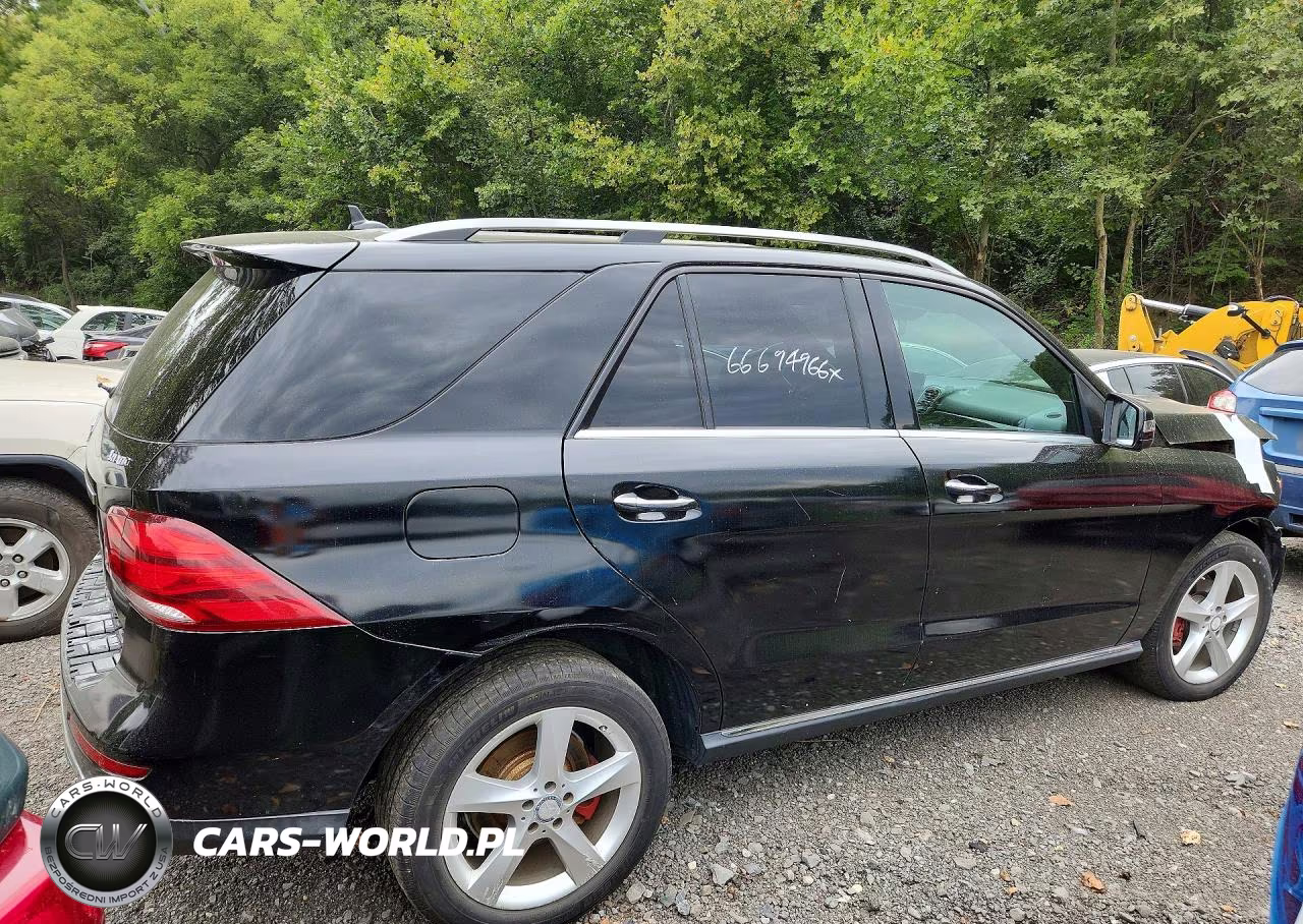 2016 Mercedes-Benz Gle 350 4Matic VIN:4JGDA5HB7GA785036 - 3