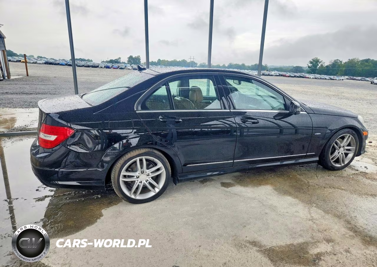 2012 Mercedes-Benz C 250 VIN:WDDGF4HB6CR209503 - 3