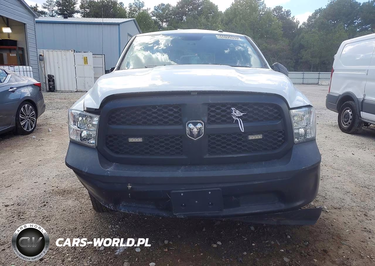 2023 Ram 1500 Classic Tradesman VIN:3C6JR6DG4PG550318 - 5