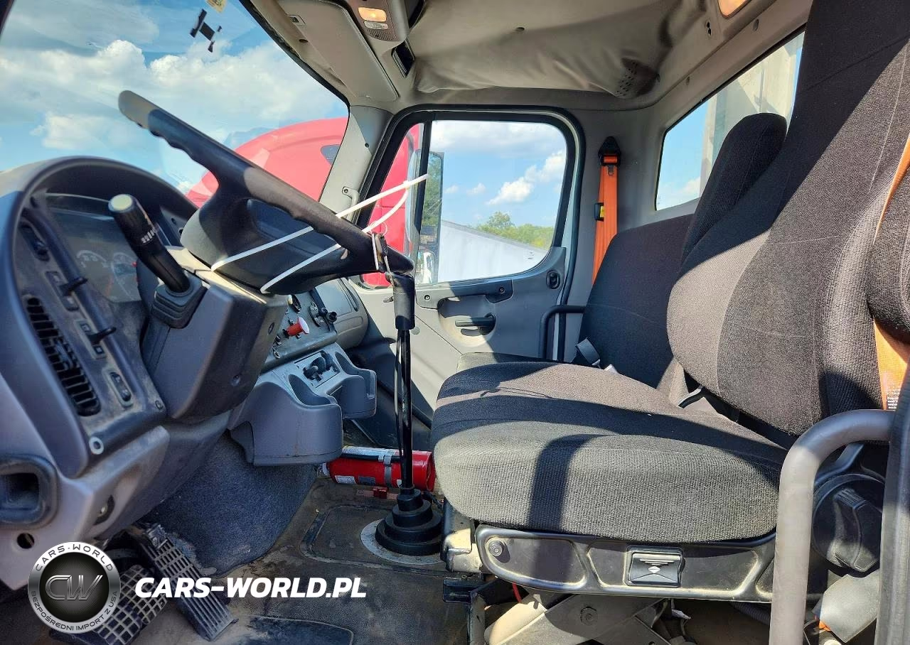 2015 Freightliner Business Class M2 Semi Truck VIN:1FUJC5DV9FHGK1502 - 7