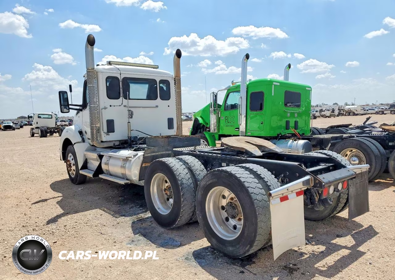 2020 Kenworth T880 Semi Truck VIN:1XKZD40X2LJ418711 - 2