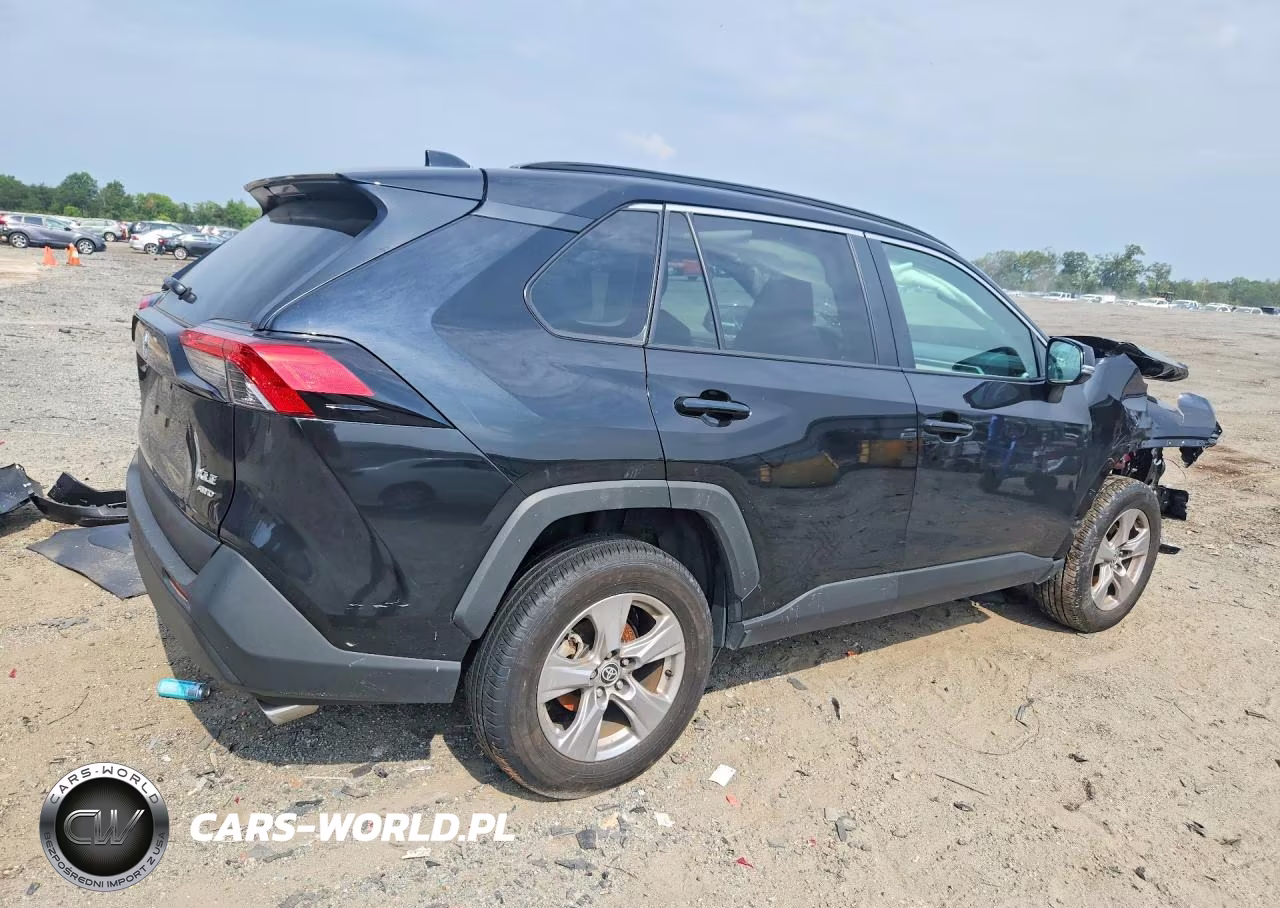 2025 Toyota Rav4 Xle VIN:2T3P1RFV0SC541214 - 3