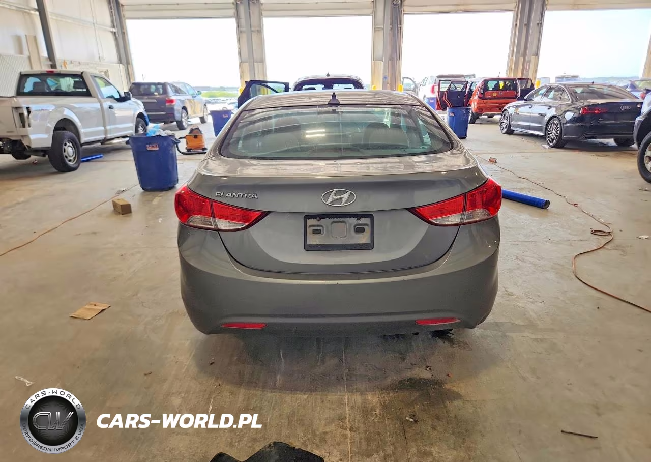 2013 Hyundai Elantra Gls VIN:5NPDH4AE3DH354227 - 6