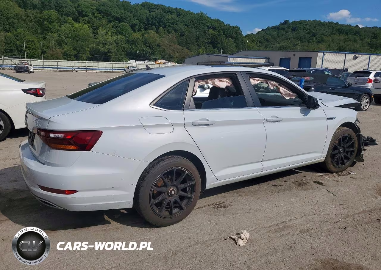 2019 Volkswagen Jetta S VIN:3VWC57BU6KM080909 - 3