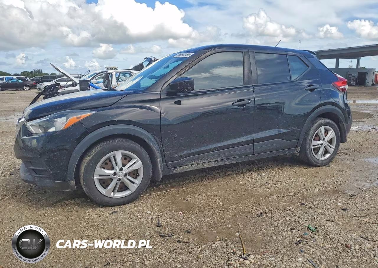 2020 Nissan Kicks S