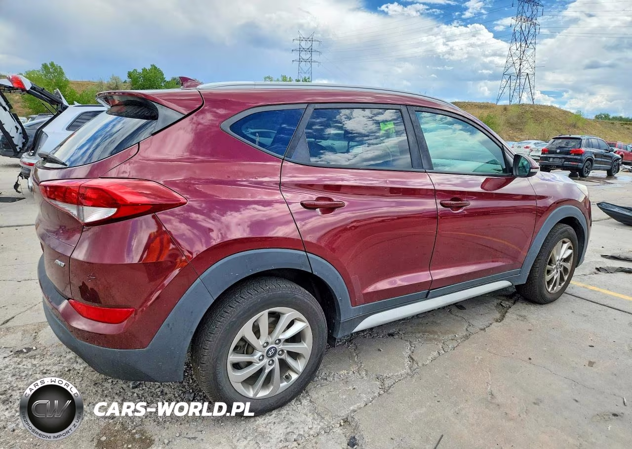 2017 Hyundai Tucson Se Plus VIN:KM8J3CA45HU478705 - 3