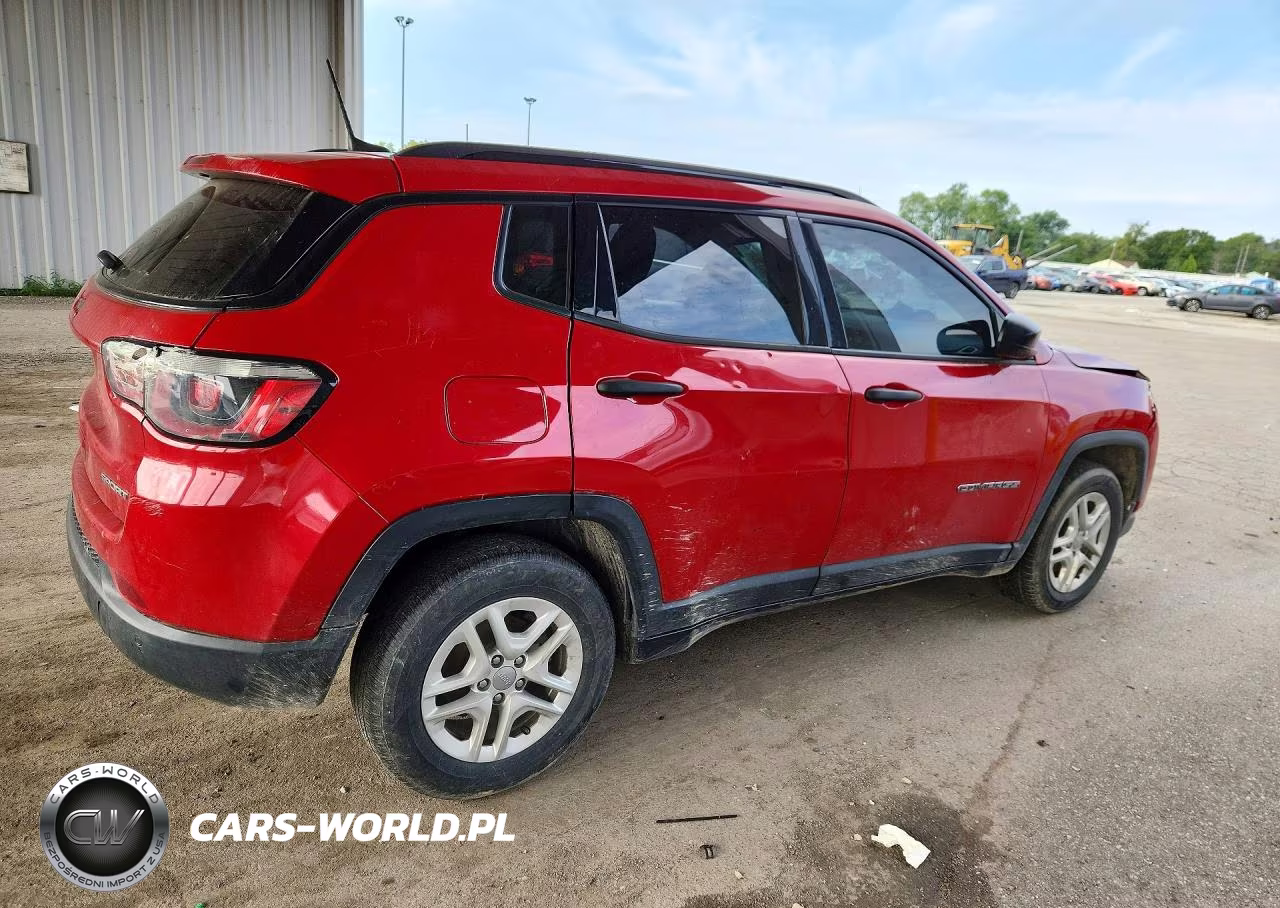 2017 Jeep Compass Sport VIN:3C4NJCAB4HT658844 - 3