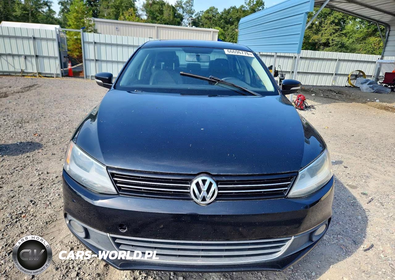 2011 Volkswagen Jetta Sel VIN:3VWLX7AJ2BM390637 - 5