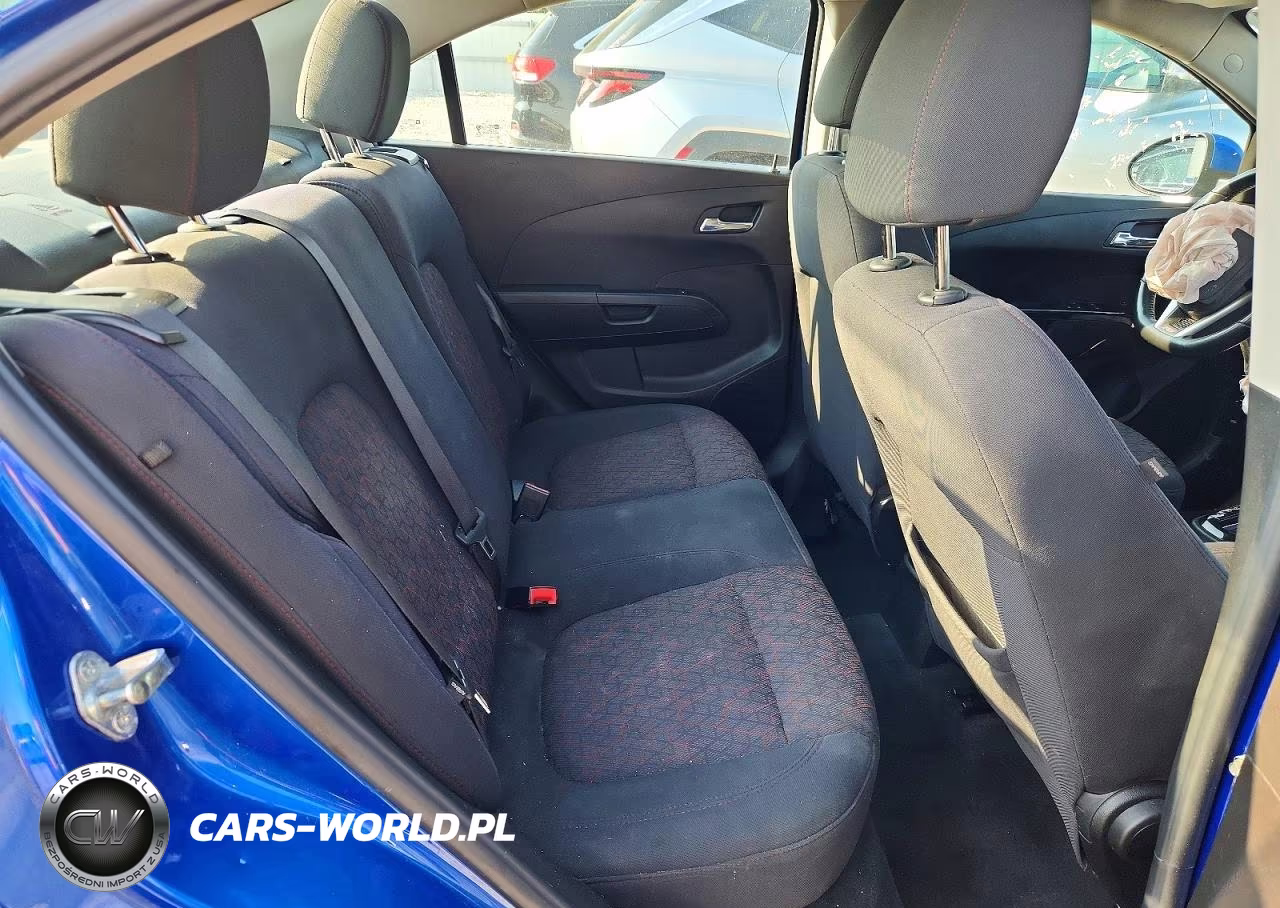 2020 Chevrolet Sonic Lt VIN:1G1JD5SB2L4104774 - 10