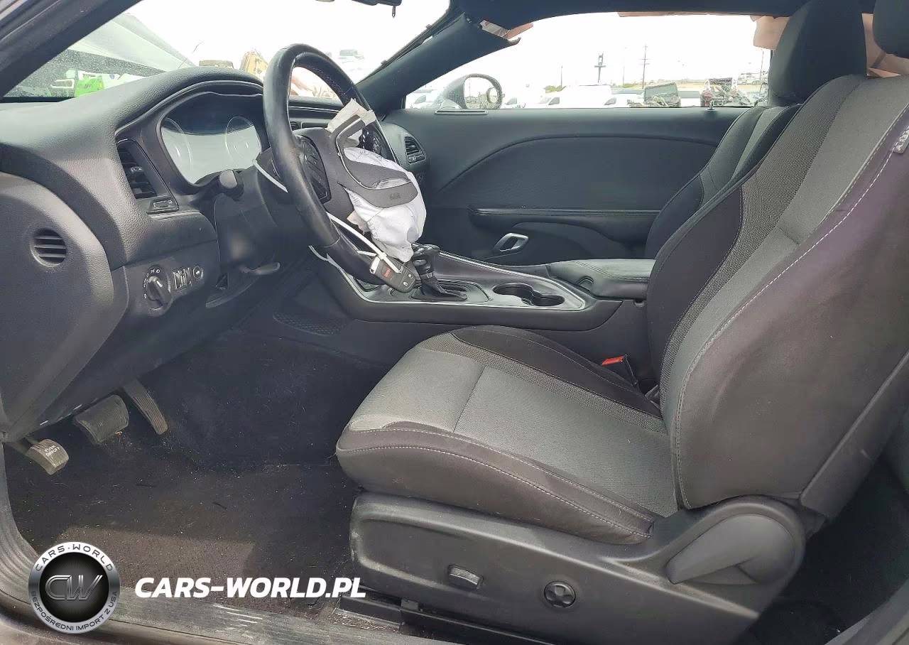 2015 Dodge Challenger Sxt VIN:2C3CDZAGXFH701834 - 7