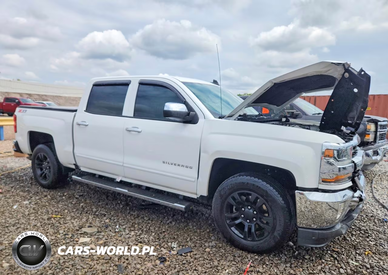 2018 Chevrolet Silverado C1500 Lt VIN:3GCPCREHXJG160957 - 4