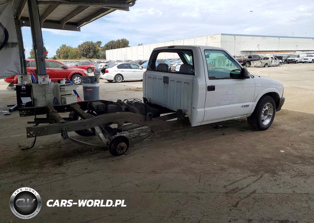 1997 Chevrolet S Truck S10 VIN:1GCCS14XXVK245226 - 3