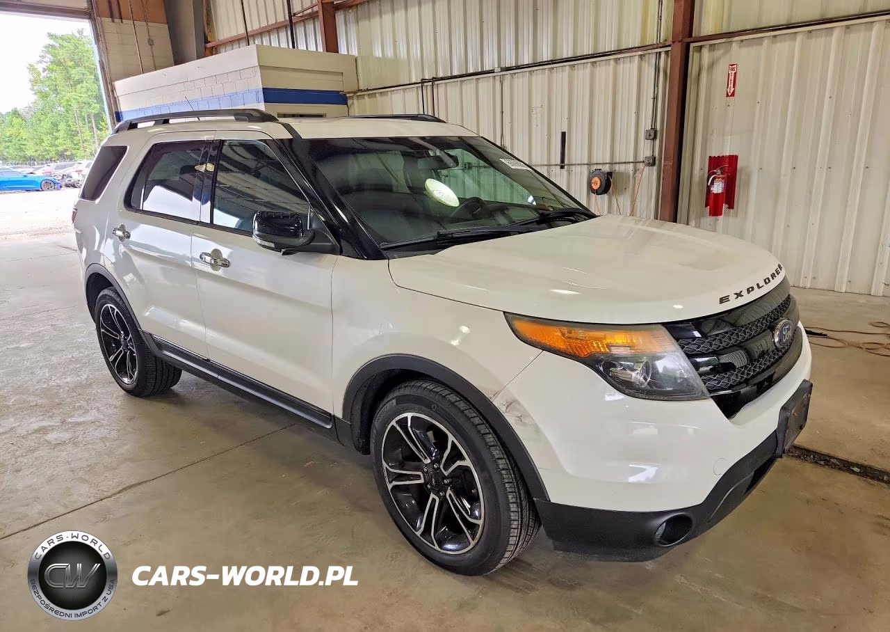 2014 Ford Explorer Sport VIN:1FM5K8GTXEGC05723 - 4